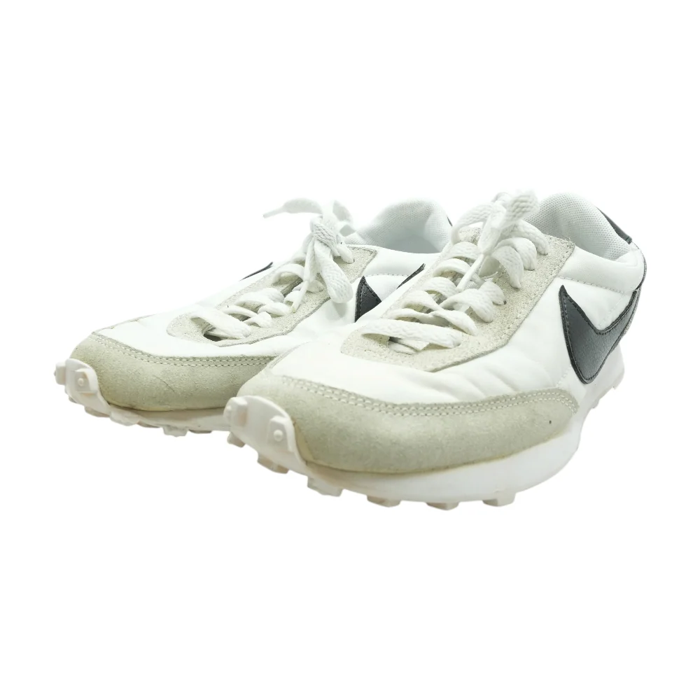 Daybreak Low-Top Athletic Shoes