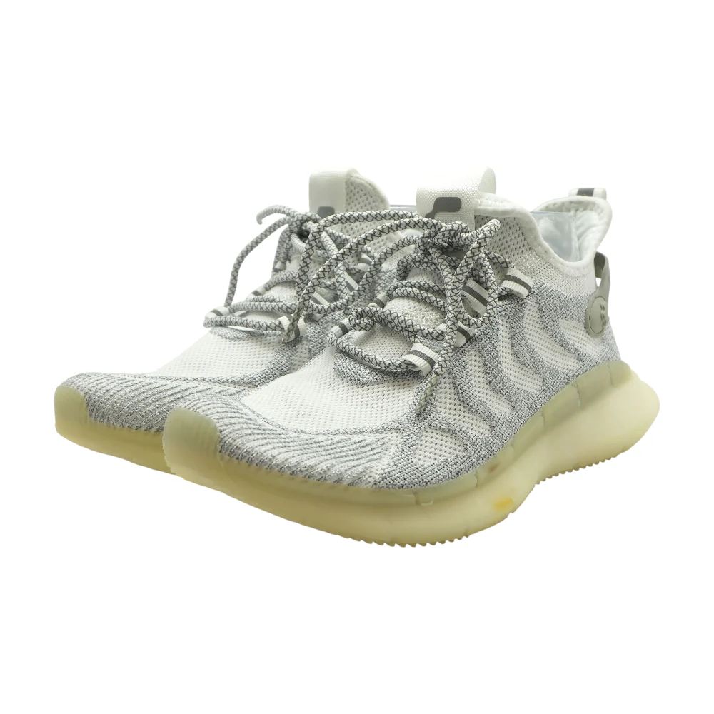 Gray Low-Top Athletic Shoes