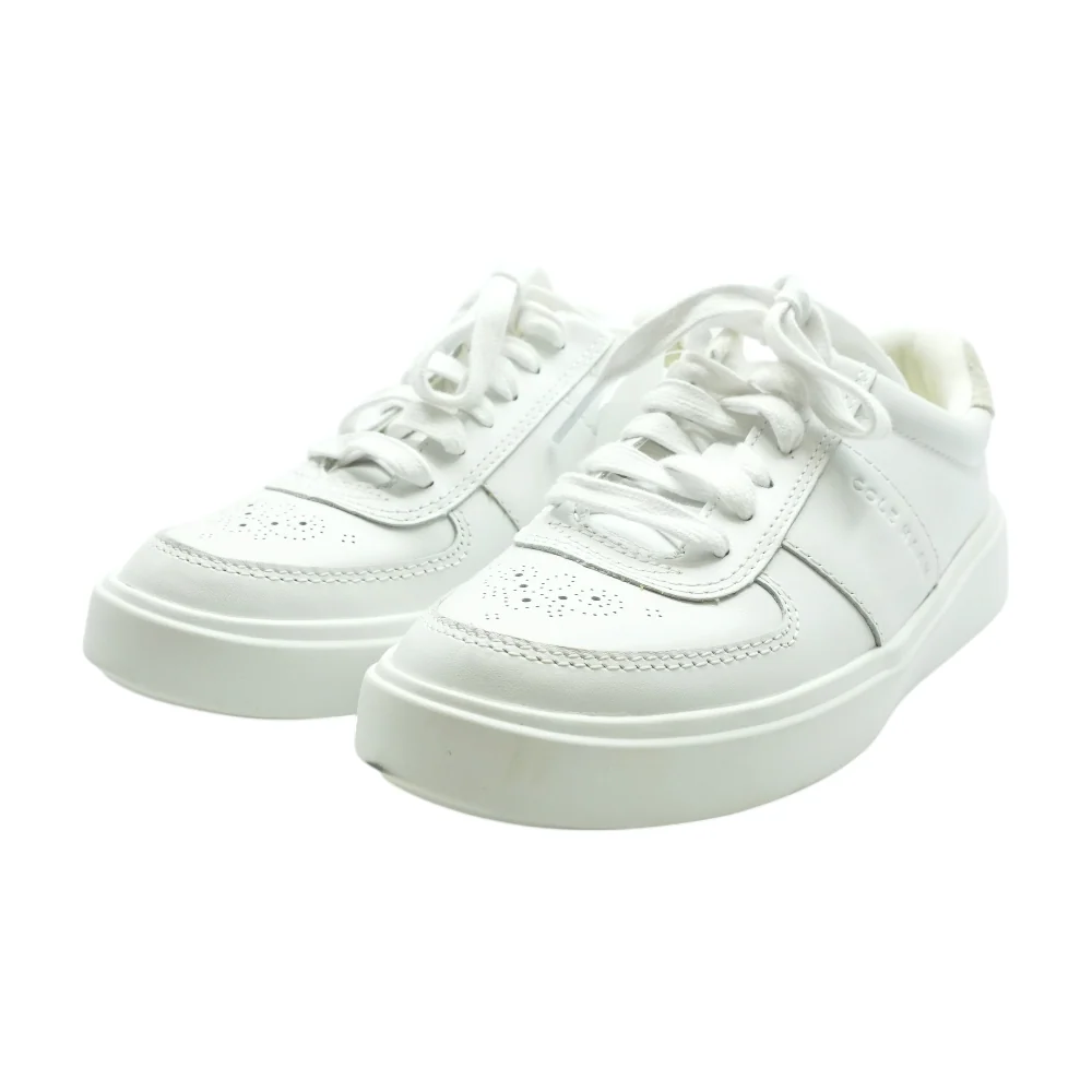 White Low-Top Athletic Shoes