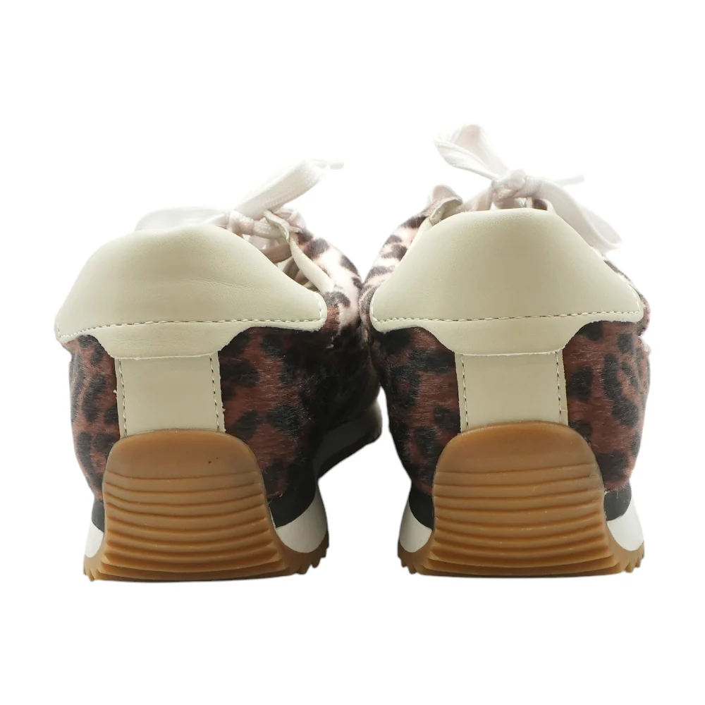 Esha Low-Top Athletic Shoes - Image 2
