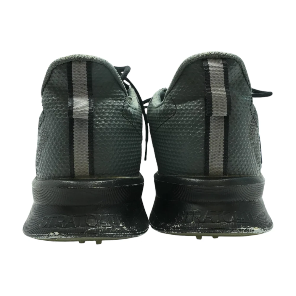 Black Low-Top Athletic Shoes - Image 2