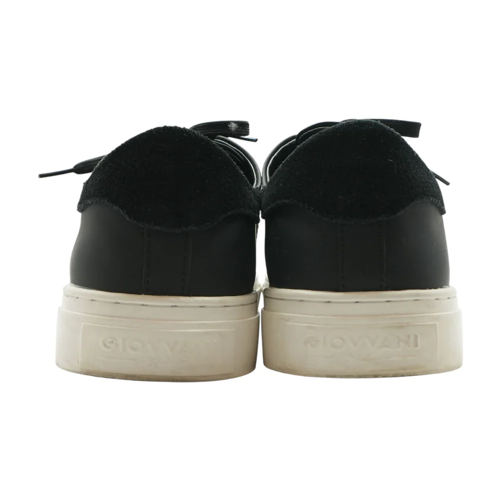 Black Low-Top Athletic Shoes - Image 2