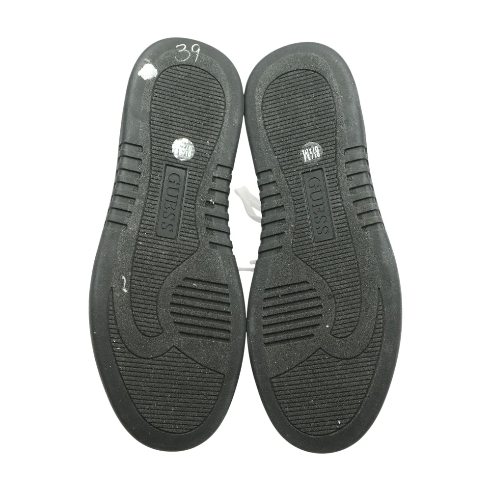White Low-Top Athletic Shoes - Image 3