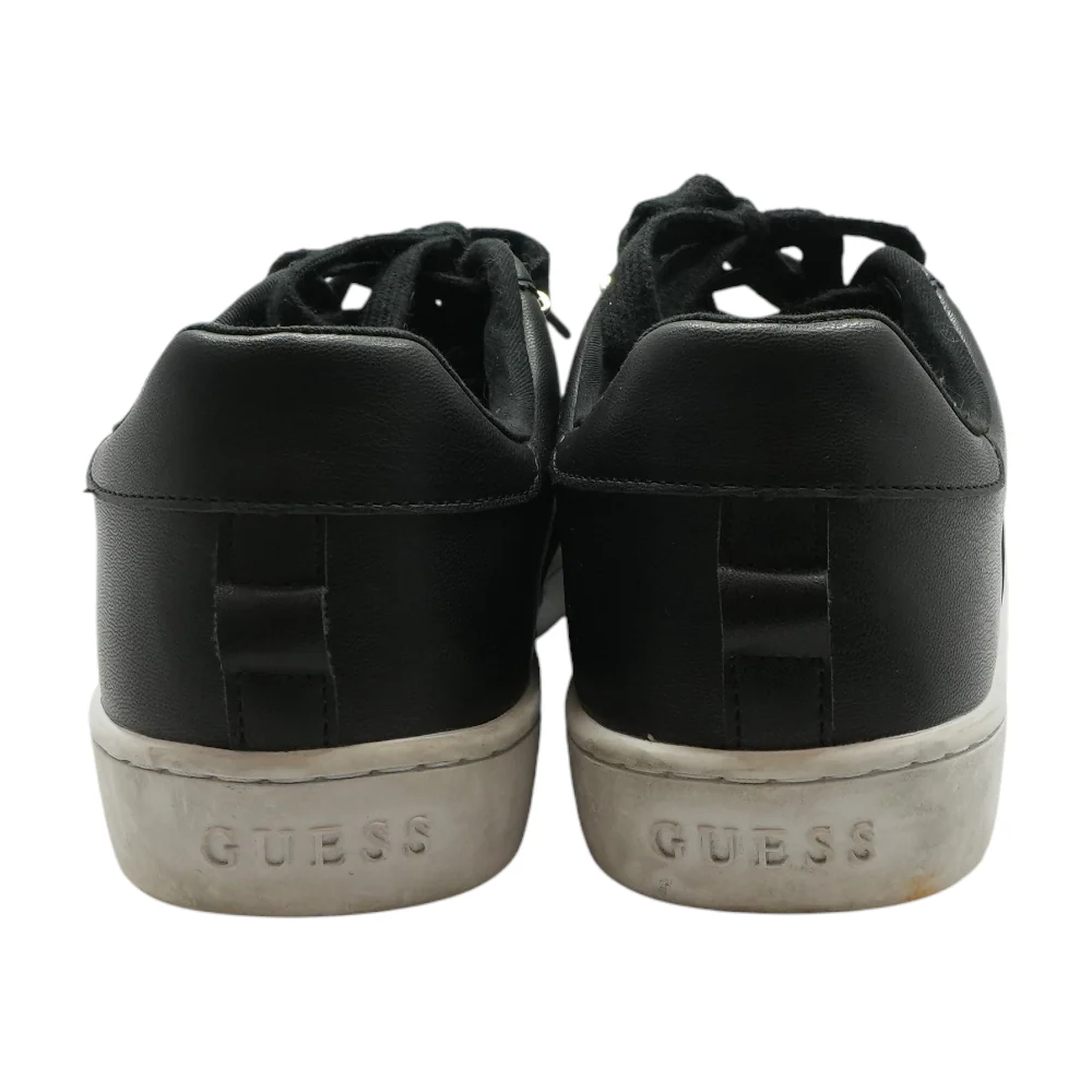 Black Low-Top Athletic Shoes - Image 2