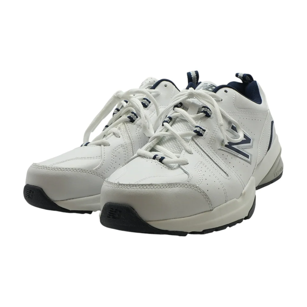 608 Low-Top Athletic Shoes