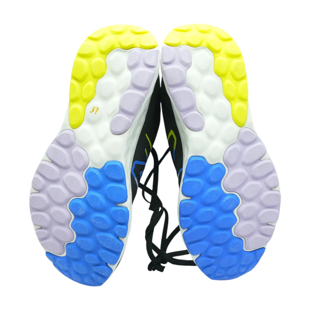 Fresh Foam 520 Low-Top Athletic Shoes - Image 3
