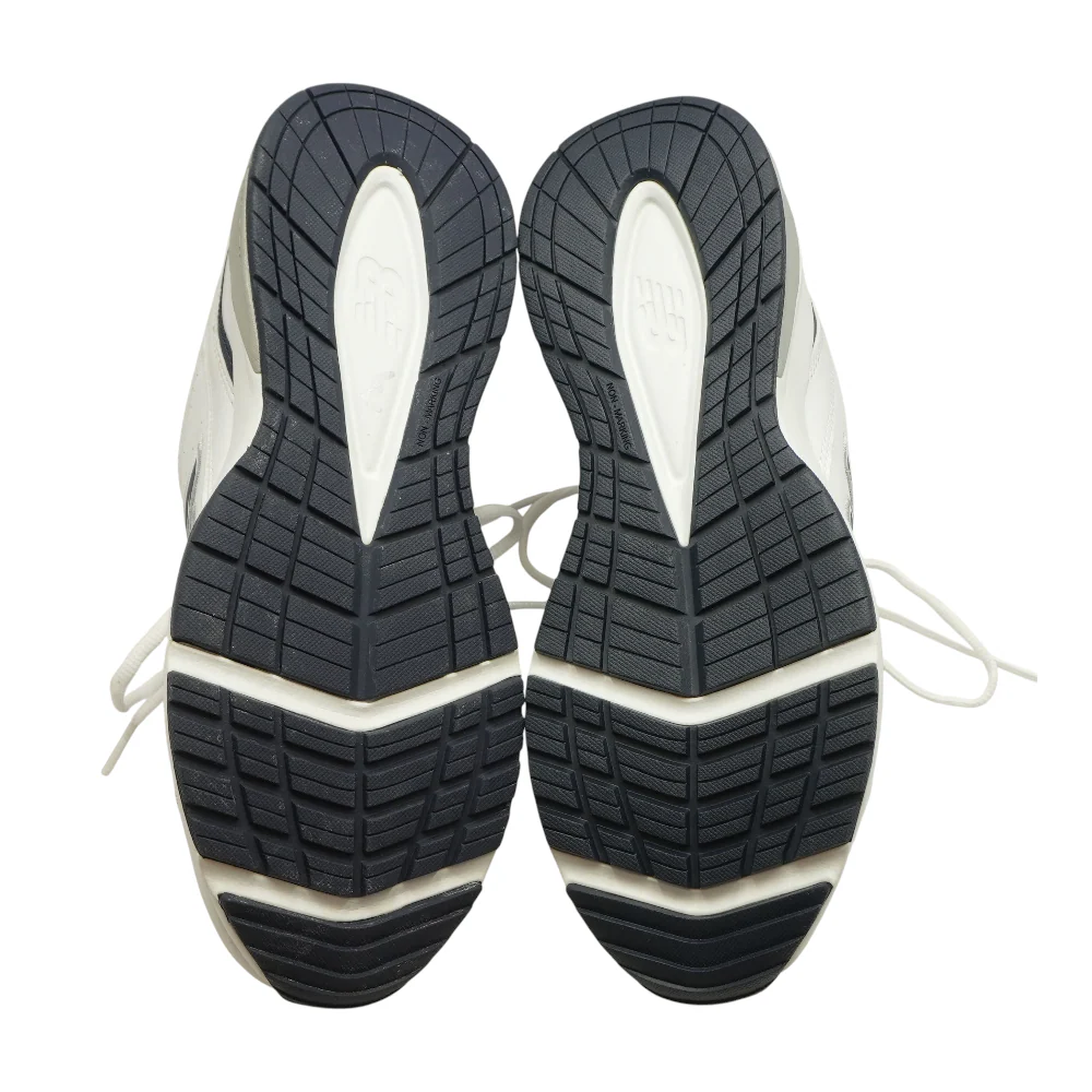 608 Low-Top Athletic Shoes - Image 3