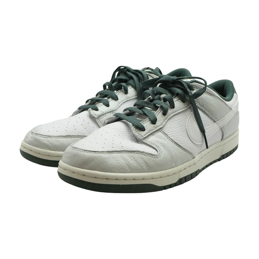 Dunk Low Retro SE Low-Top Athletic Shoes