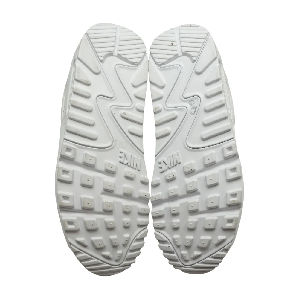Air Max 90 Low-Top Athletic Shoes - Image 3