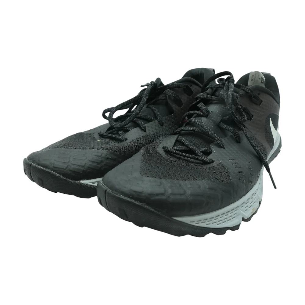 Air Zoom Wildhorse Low-Top Athletic Shoes