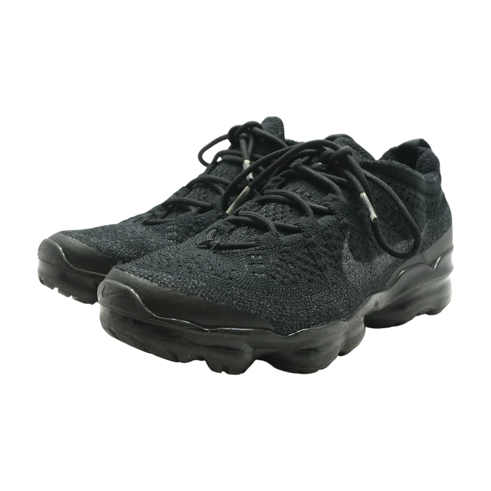 Air VaporMax 2023 Flyknit Low-Top Athletic Shoes