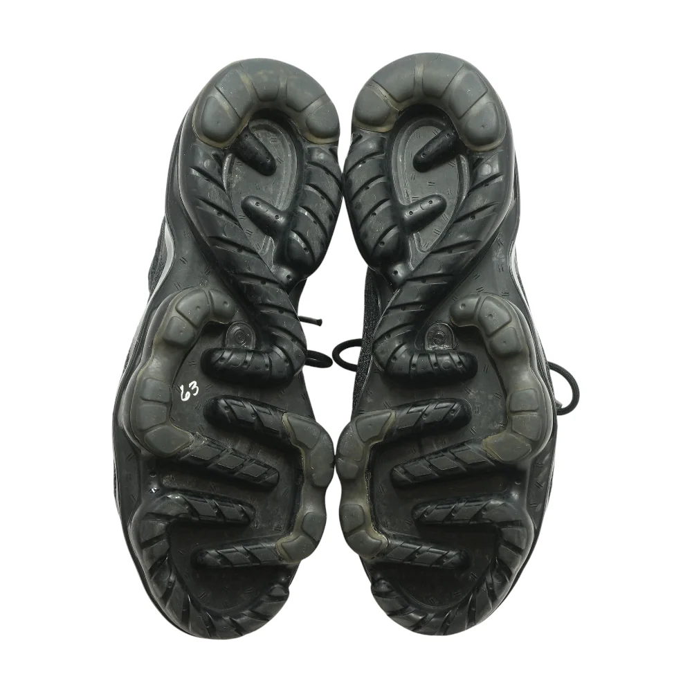 Air VaporMax 2023 Flyknit Low-Top Athletic Shoes - Image 3
