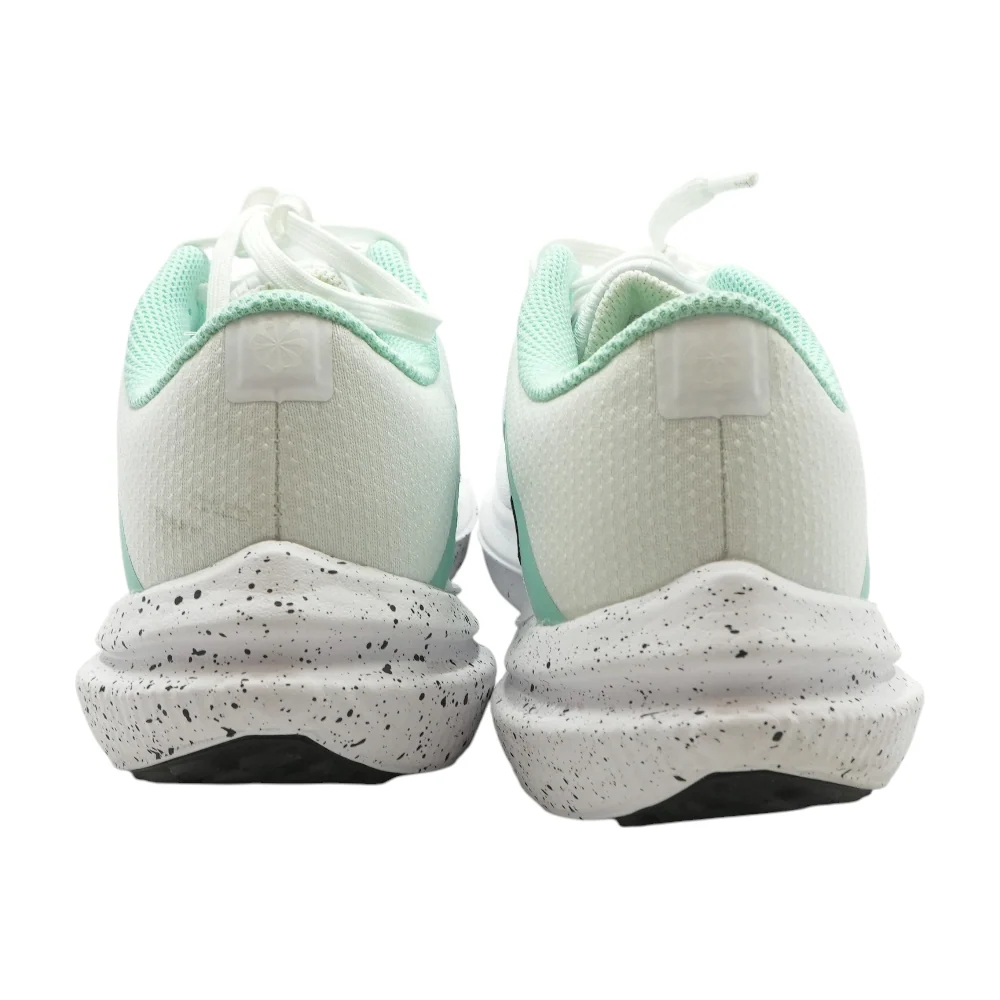Air Winflo 10 Low-Top Athletic Shoes - Image 2