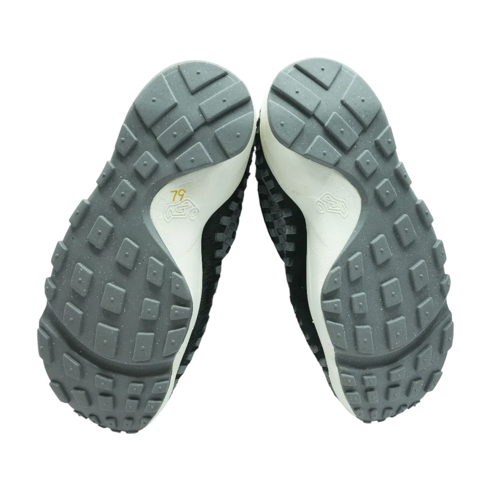 Air Footscape Woven Low-Top Athletic Shoes - Image 3