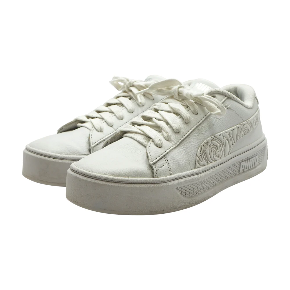 White Low-Top Athletic Shoes