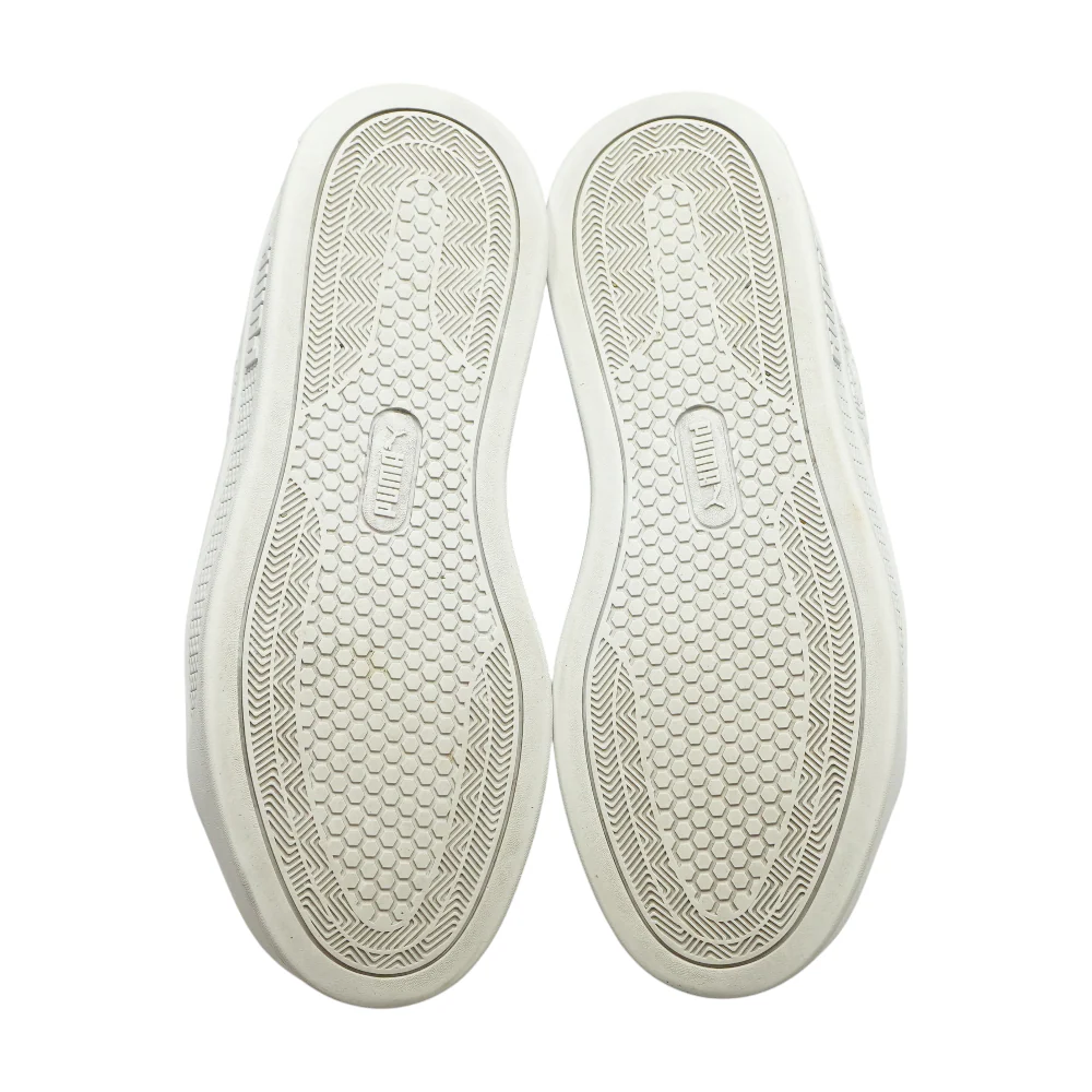 White Low-Top Athletic Shoes - Image 3