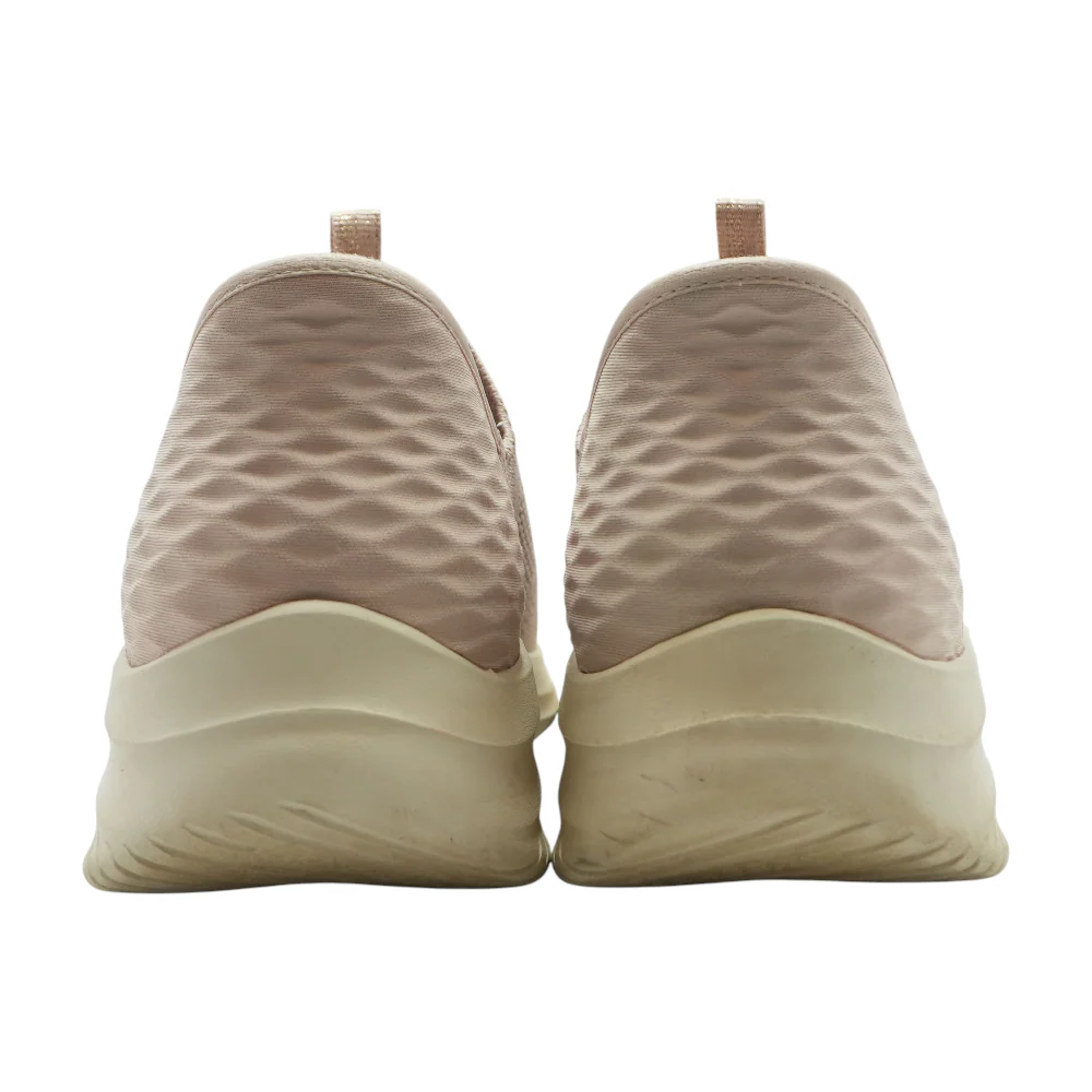 Pink Low-Top Athletic Shoes - Image 2