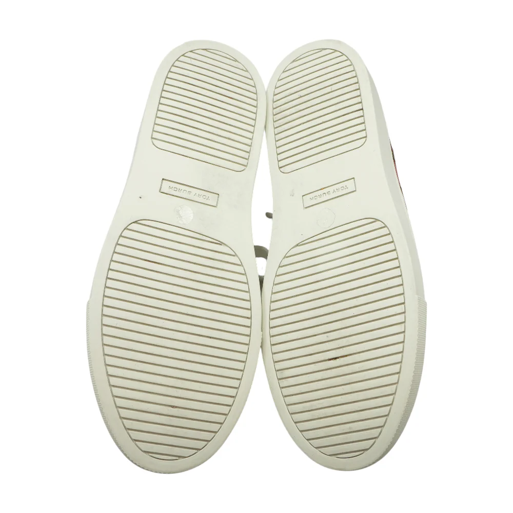 White Low-Top Athletic Shoes - Image 3