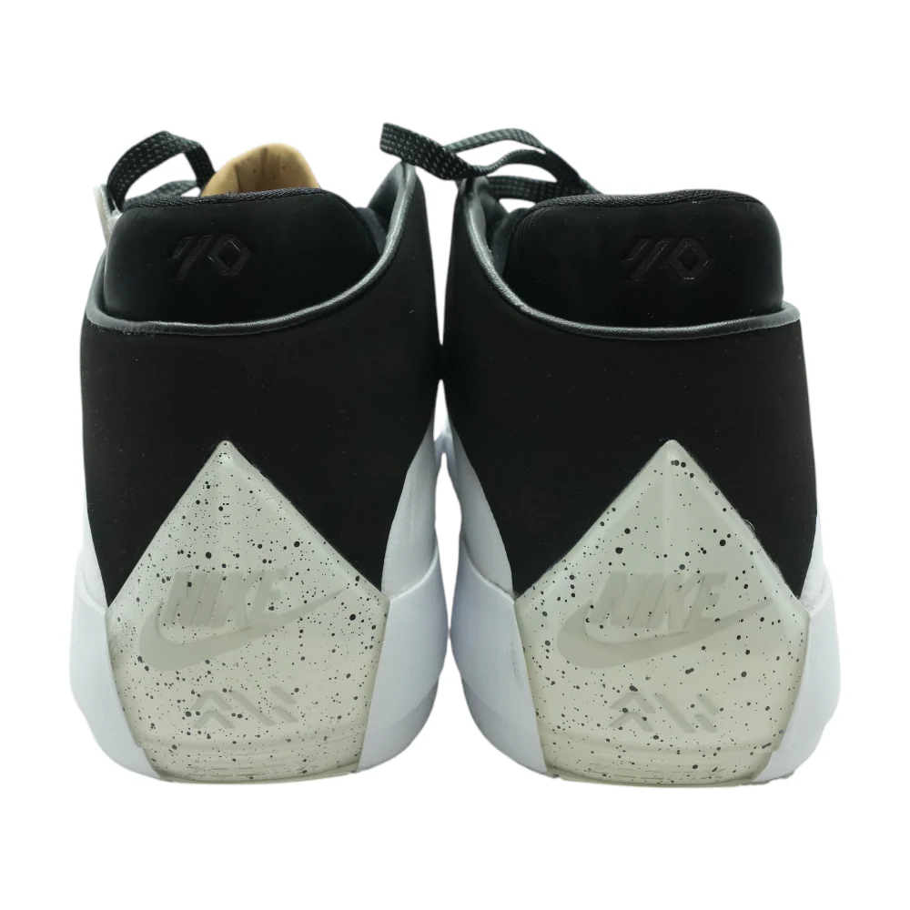 Jordan 40 The Classis Low-Top Athletic Shoes - Image 2