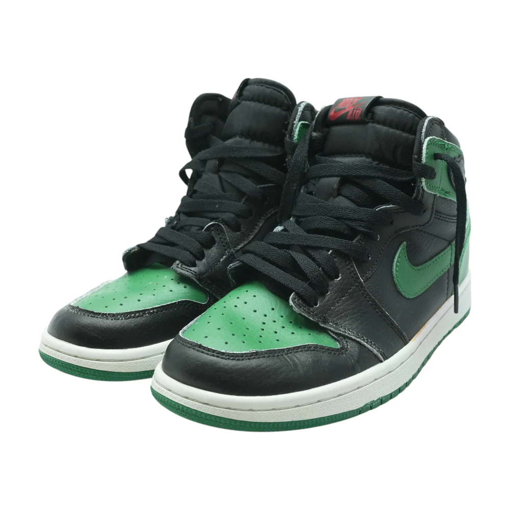 Air Jordan 1 Retro High-Top Athletic Shoes