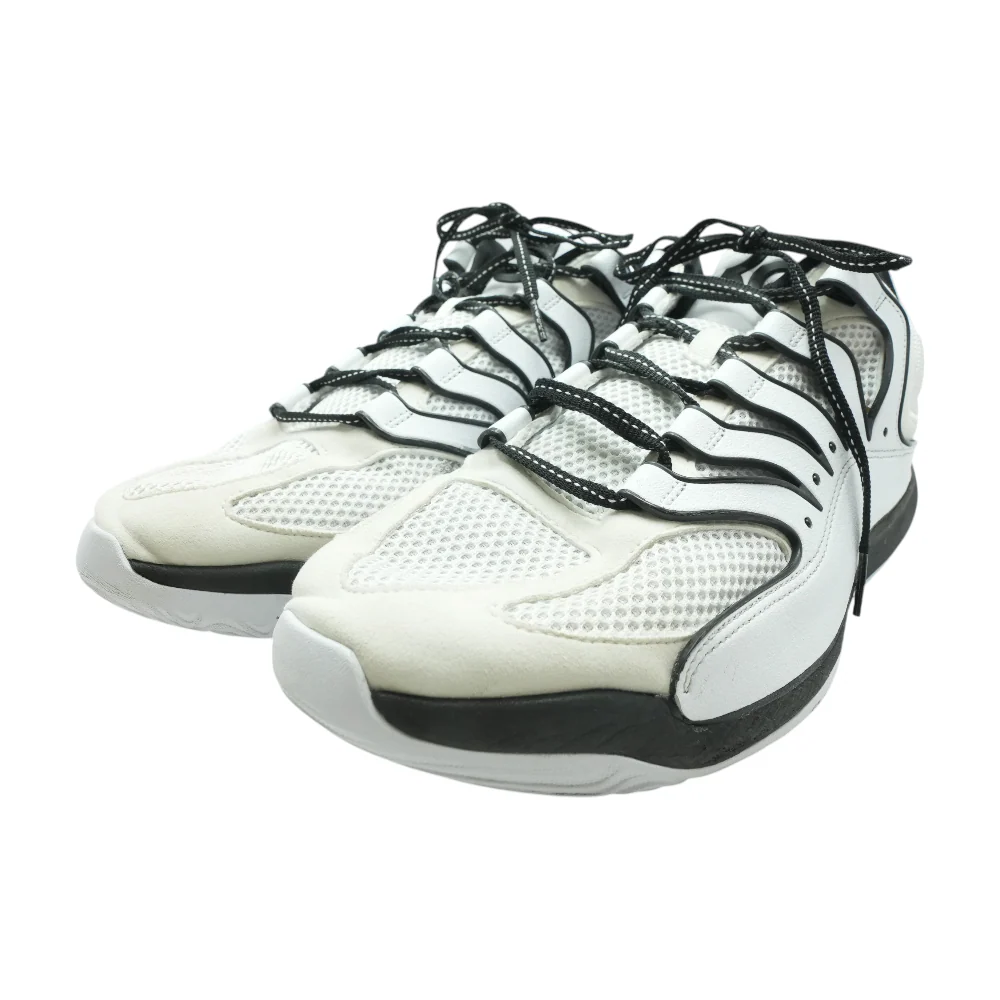 KD 18 Low-Top Athletic Shoes