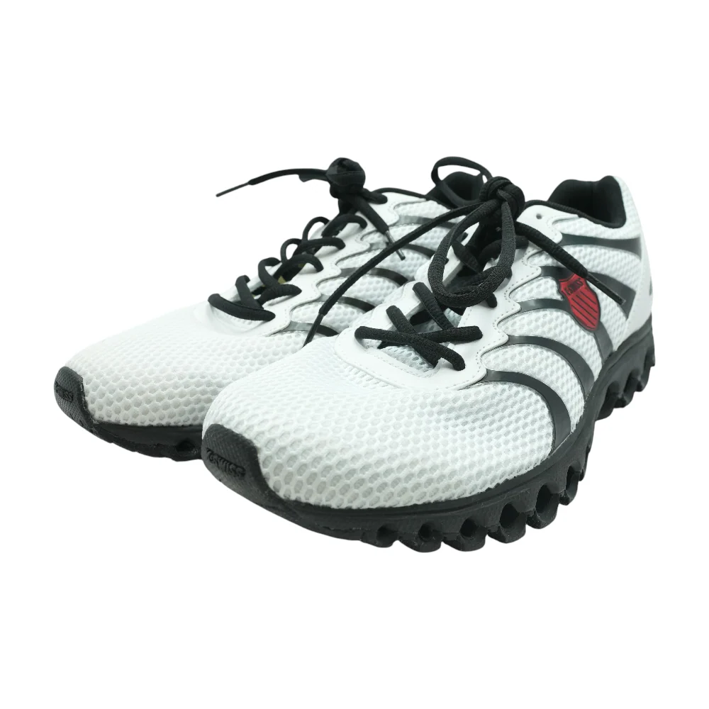 Tubes Low-Top Athletic Shoes