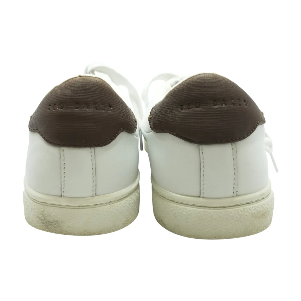 White Low-Top Athletic Shoes - Image 2