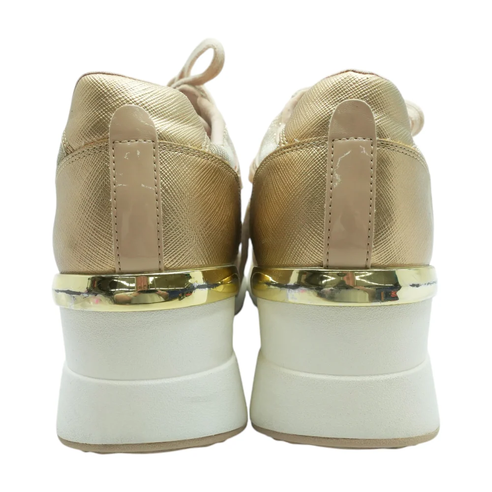Mid-Top Athletic Shoes - Image 2