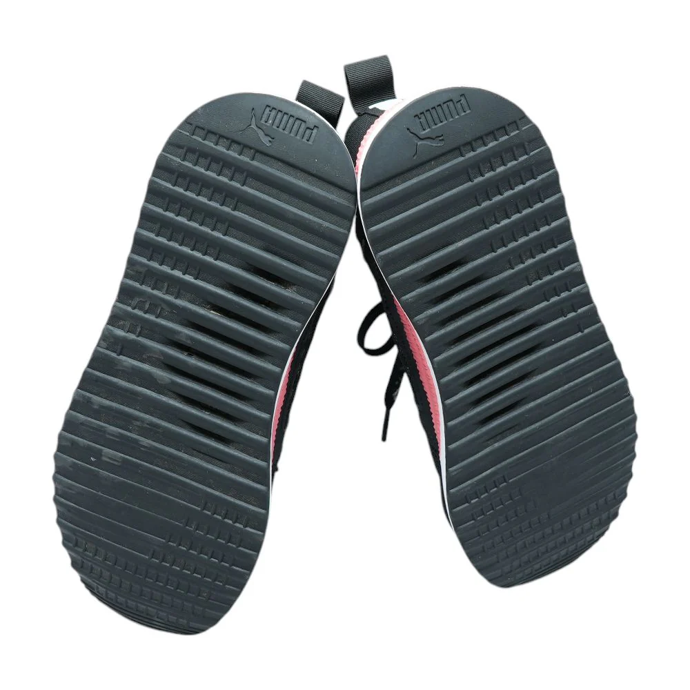 Pacer Net Cage Black Low Top Athletic Shoes - Image 3