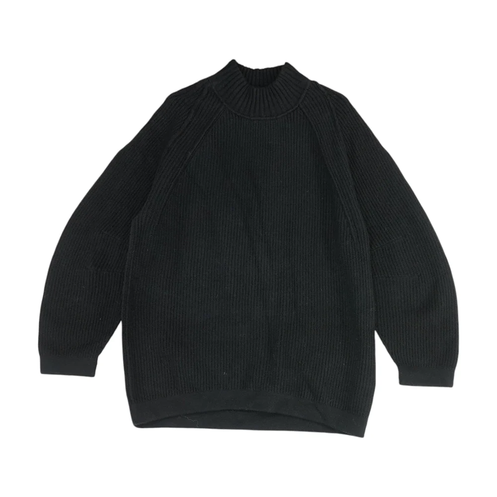 Black Pullover Sweater
