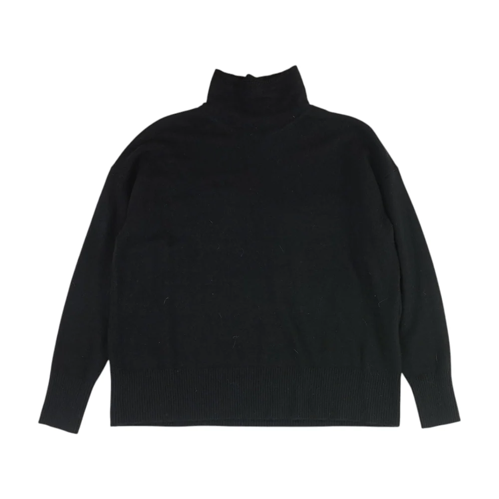 Black Pullover Sweater
