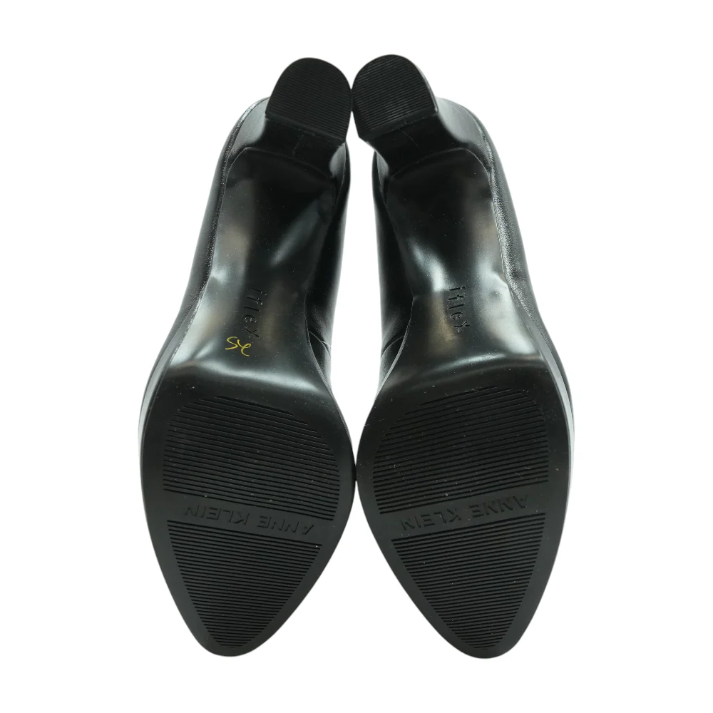 Black Pump Heels - Image 3