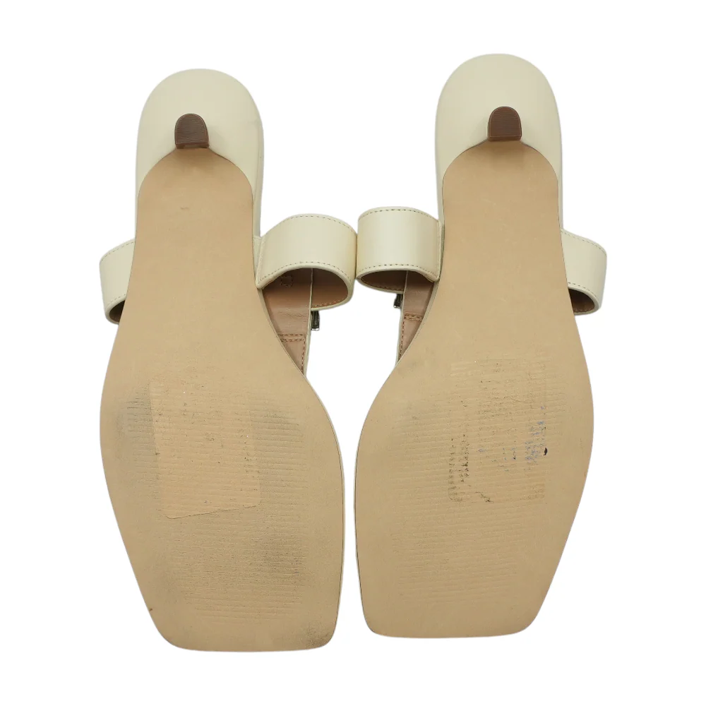Cream Pump Heels - Image 3