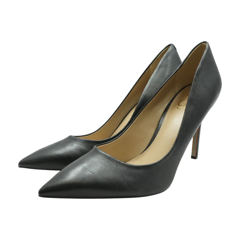 Black Pump Heels