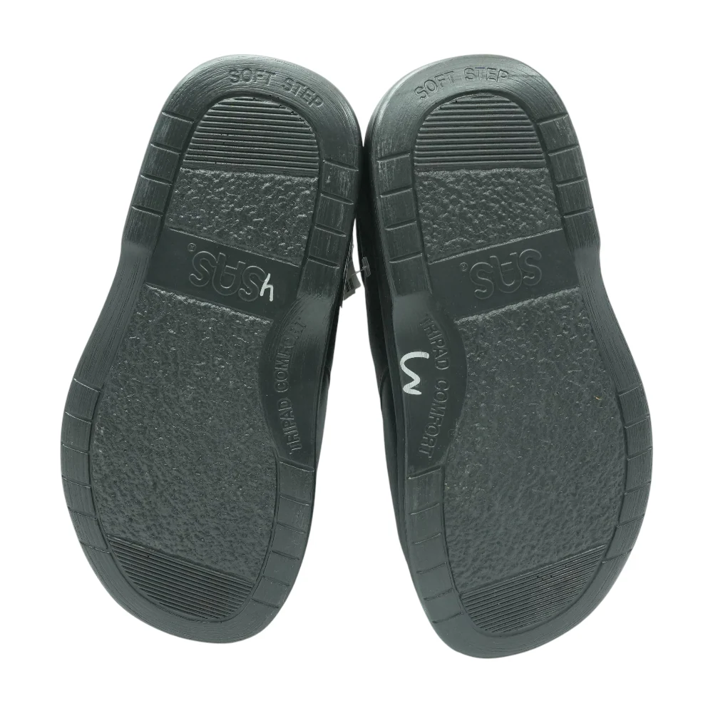 Black Lace-Up Casual Shoes - Image 3