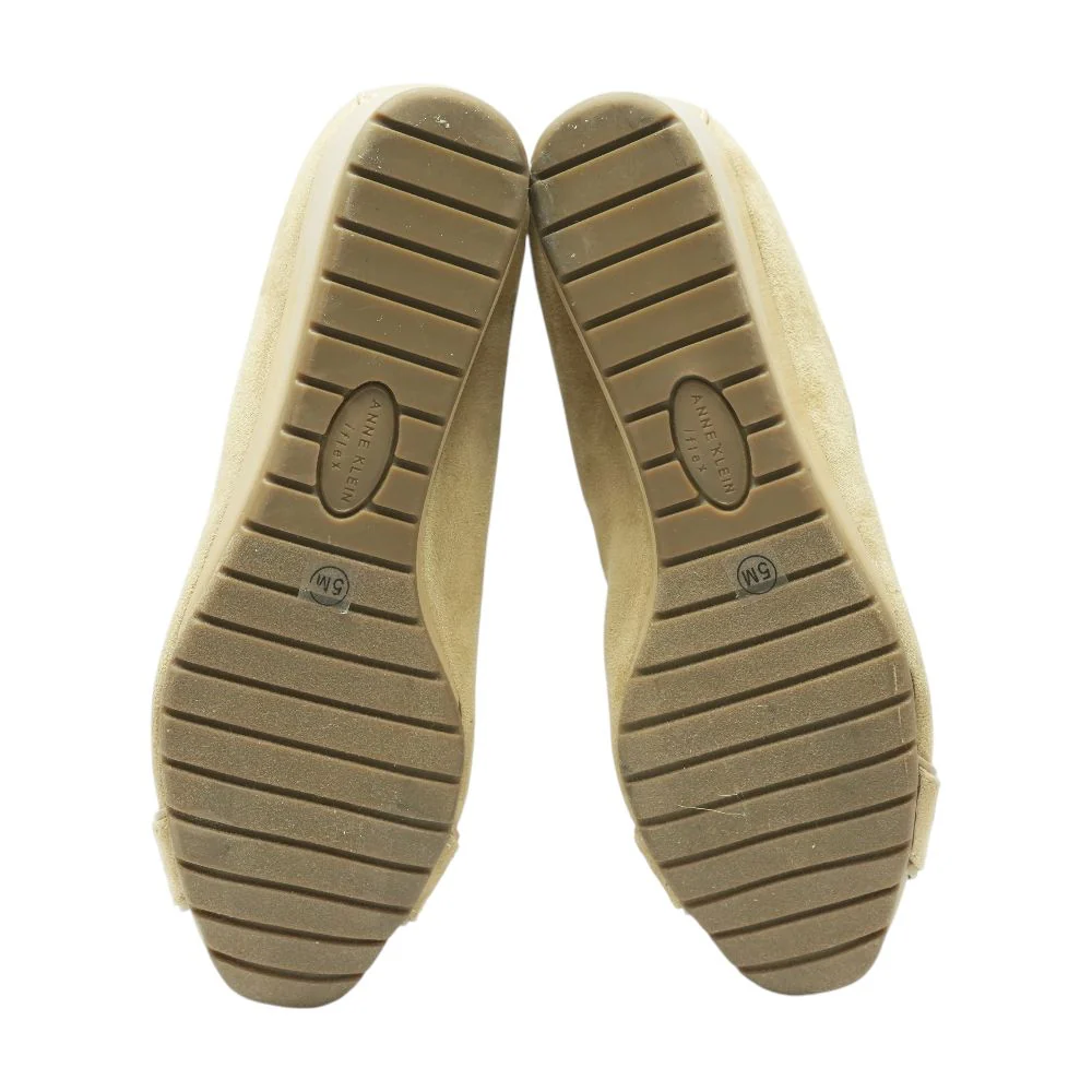 Tan Wedge Heels - Image 3