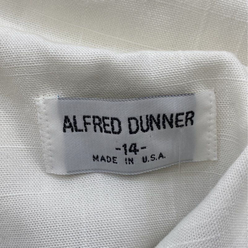 Vintage White Solid Blazer - Image 3