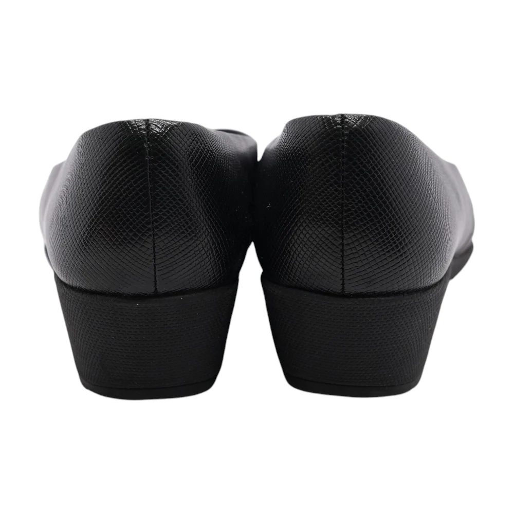 Black Wedge Heels - Image 2