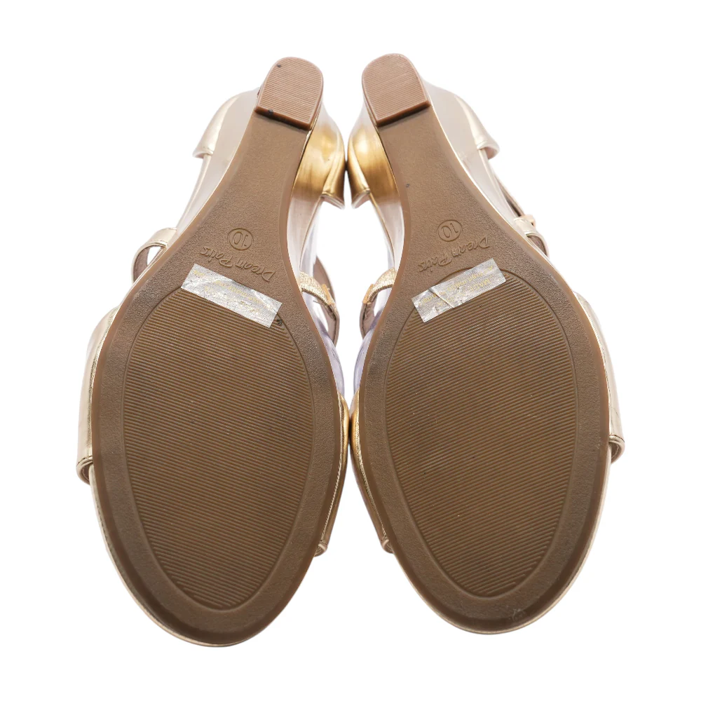 Gold Wedged Sandals - Image 3