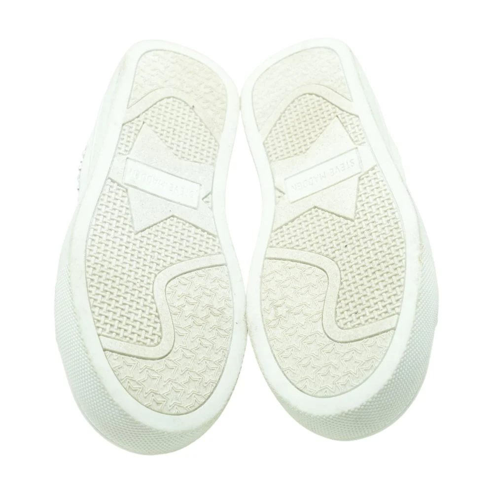 White Athletic Shoes - Image 3