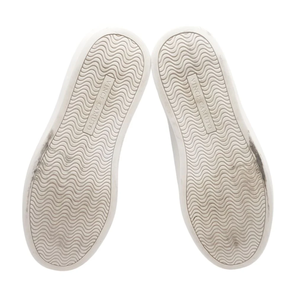 White Low Top Athletic Shoes - Image 3