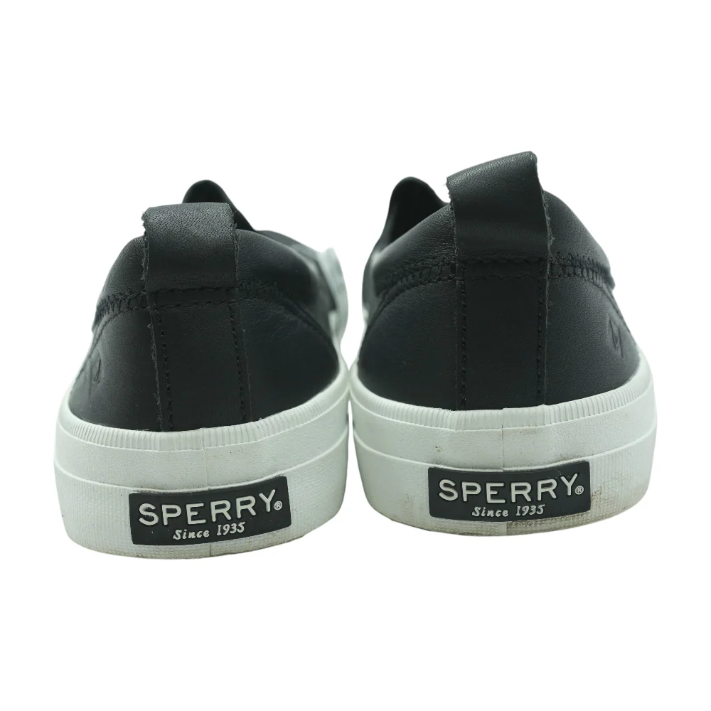 Crest Scallop Perf Low-Top Athletic Shoes - Image 2