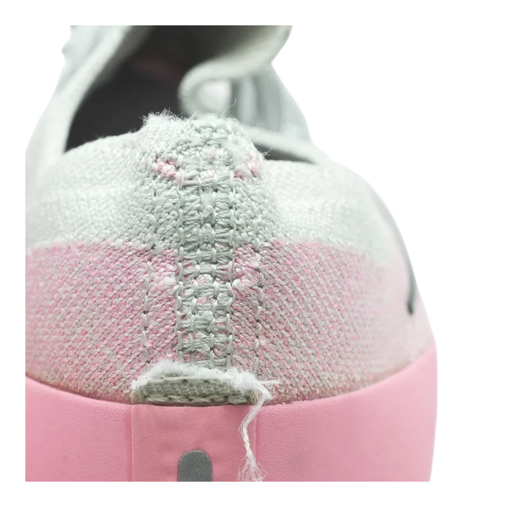 Epic React Flyknit Low-Top Athletic Shoes - Image 4