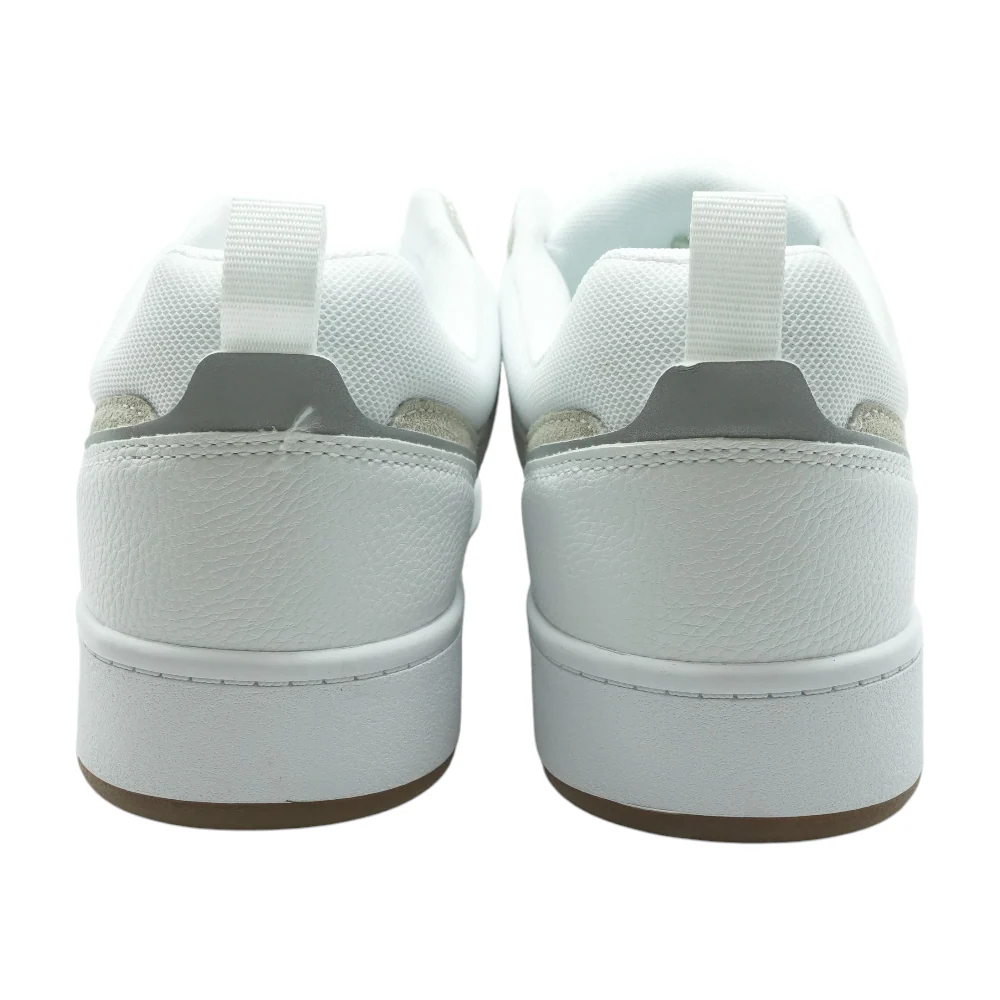 Low-Top Athletic Shoes - Image 2
