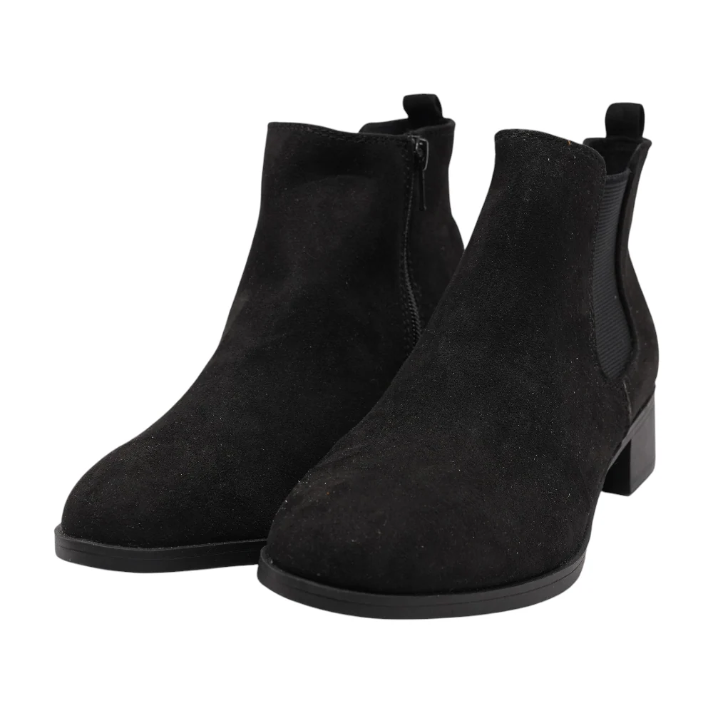 Black Winter Boots