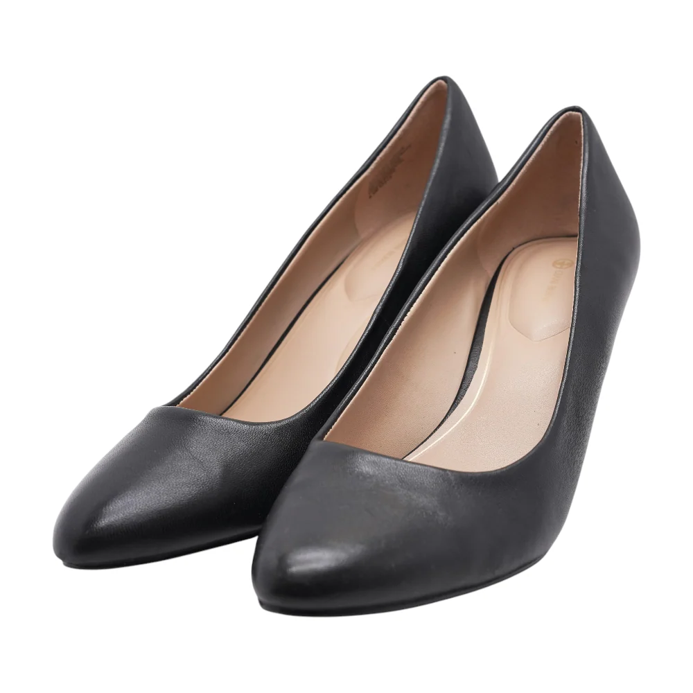 Black Pump Heels