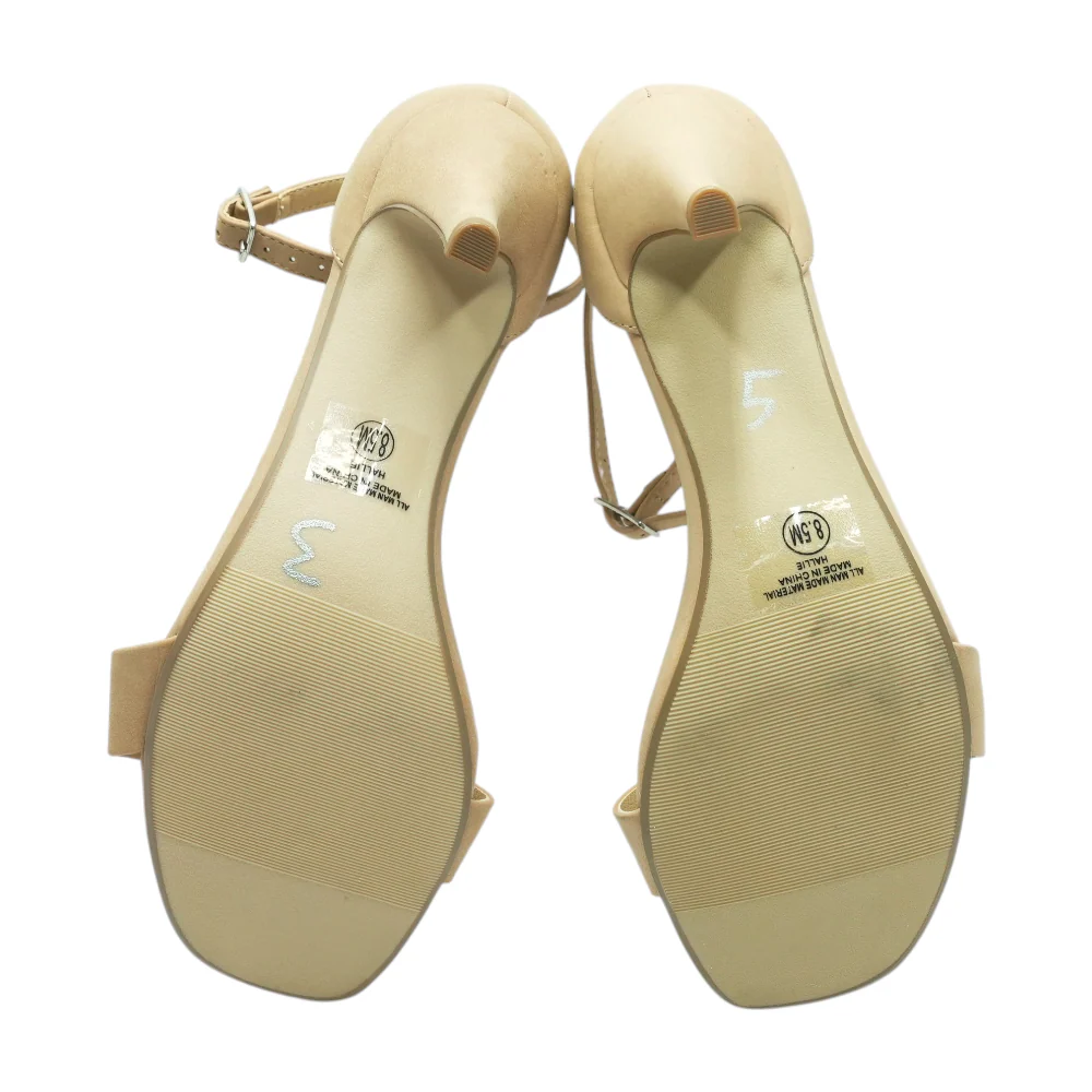 Nude Pump Heels - Image 3