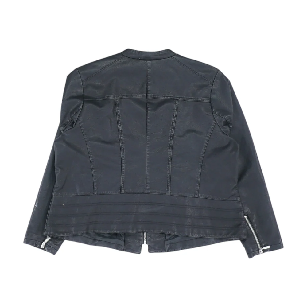 Black Plus Solid Jacket - Image 2