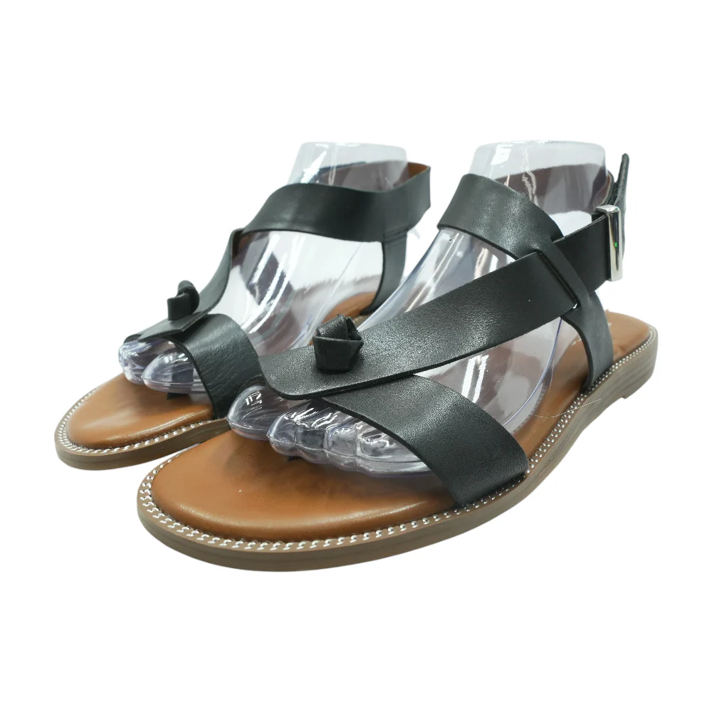 Black Flat Sandals