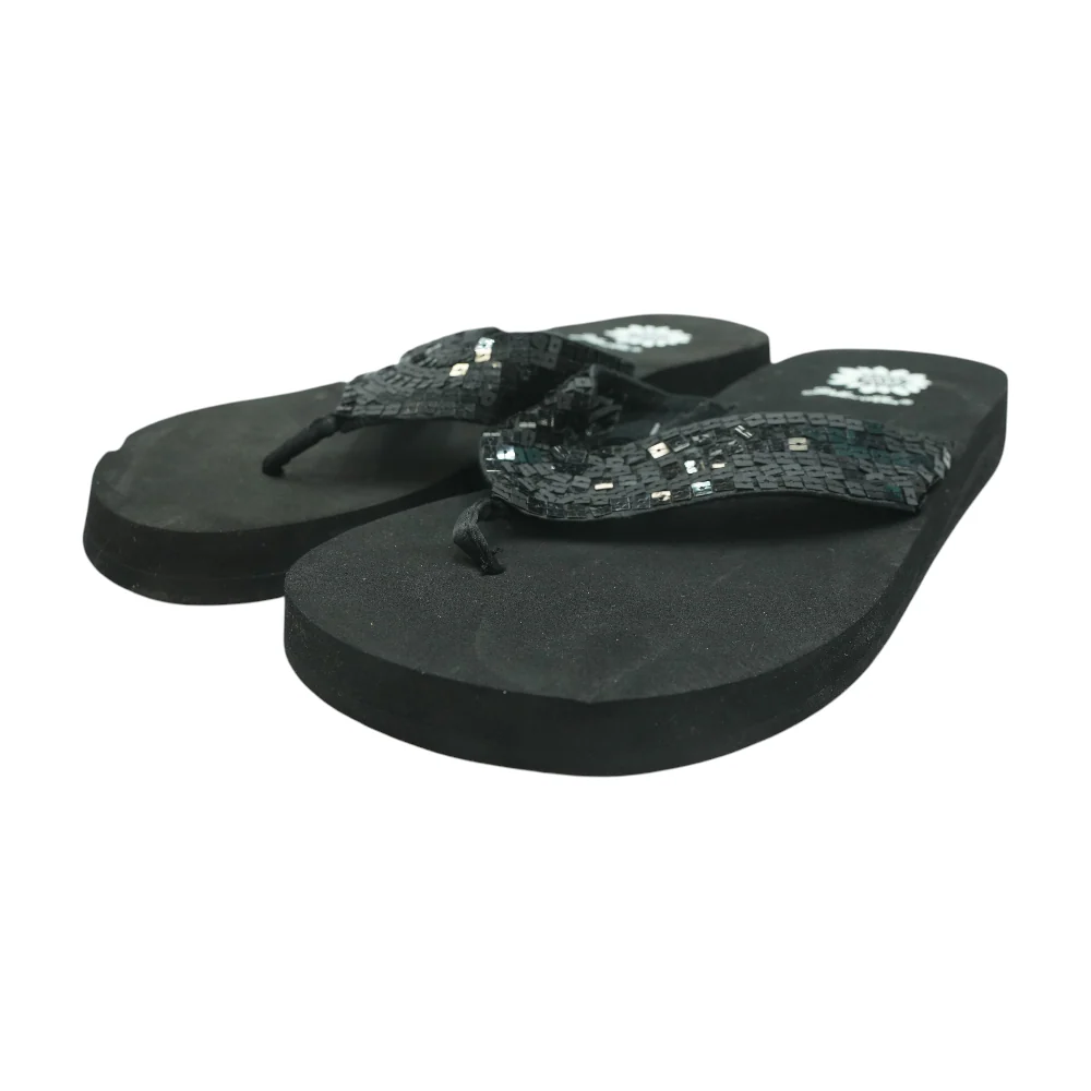 Black Flip-Flop Sandals